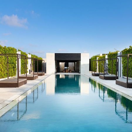 Equilibria Seminyak Villa Exteriör bild