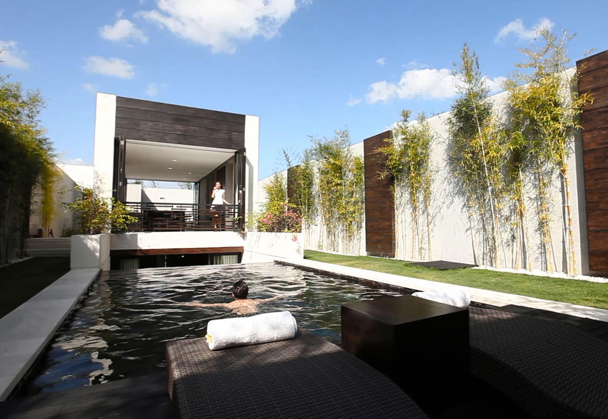 Equilibria Seminyak Villa Exteriör bild